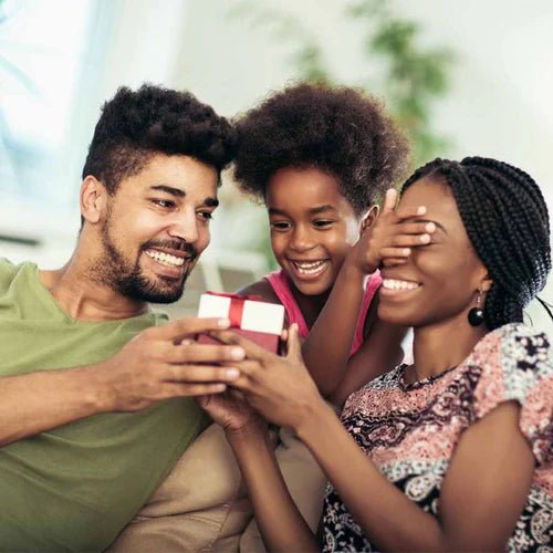 Make Mother’s Day Sparkle: The Timeless Appeal of Personalized Jewelry Gifts - Willow & Luna