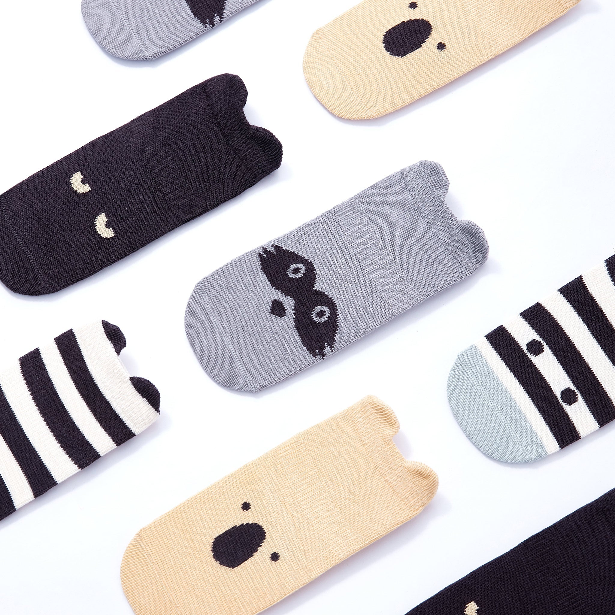 Into The Wild III- Organic- 4 Pairs of Stay-On Baby & Toddler Non-Slip Socks