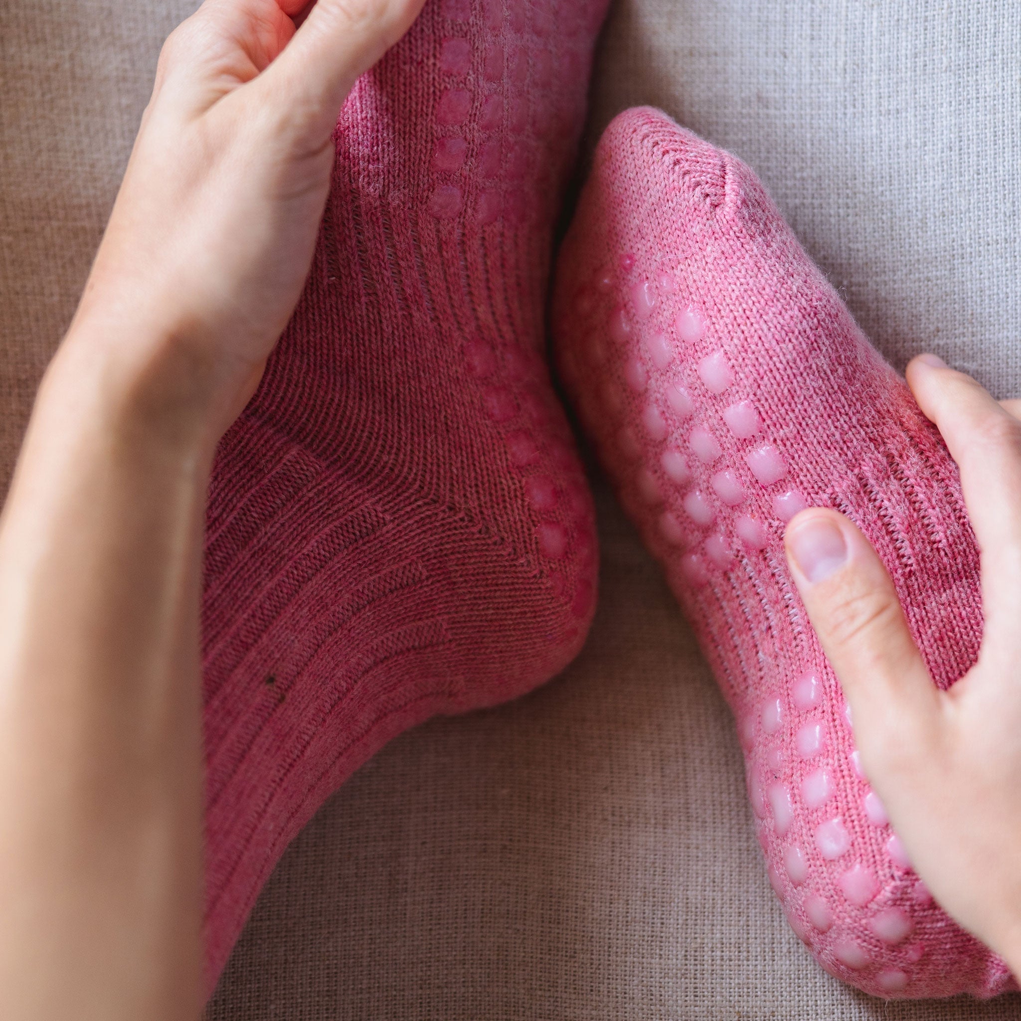 Adult Merino Wool Non-Slip Socks — Coral, 1 Pair | Serene Socks