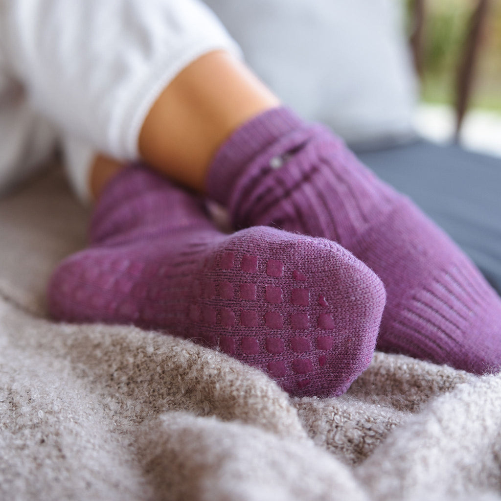 Adult Merino Wool Non-Slip Socks — Viola, 1 Pair | Serene Socks
