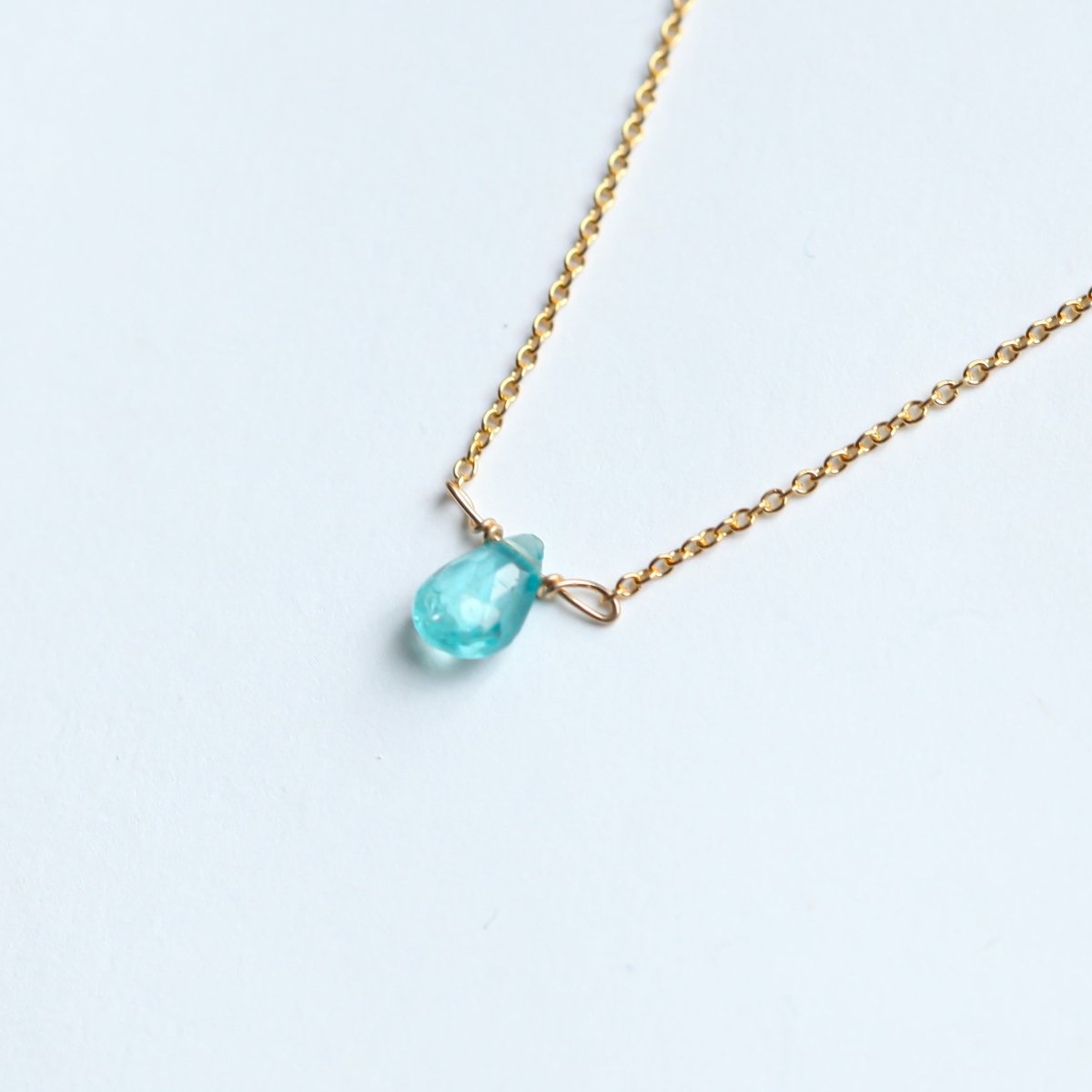 Apatite Little Gemstone Necklace - Willow & Luna