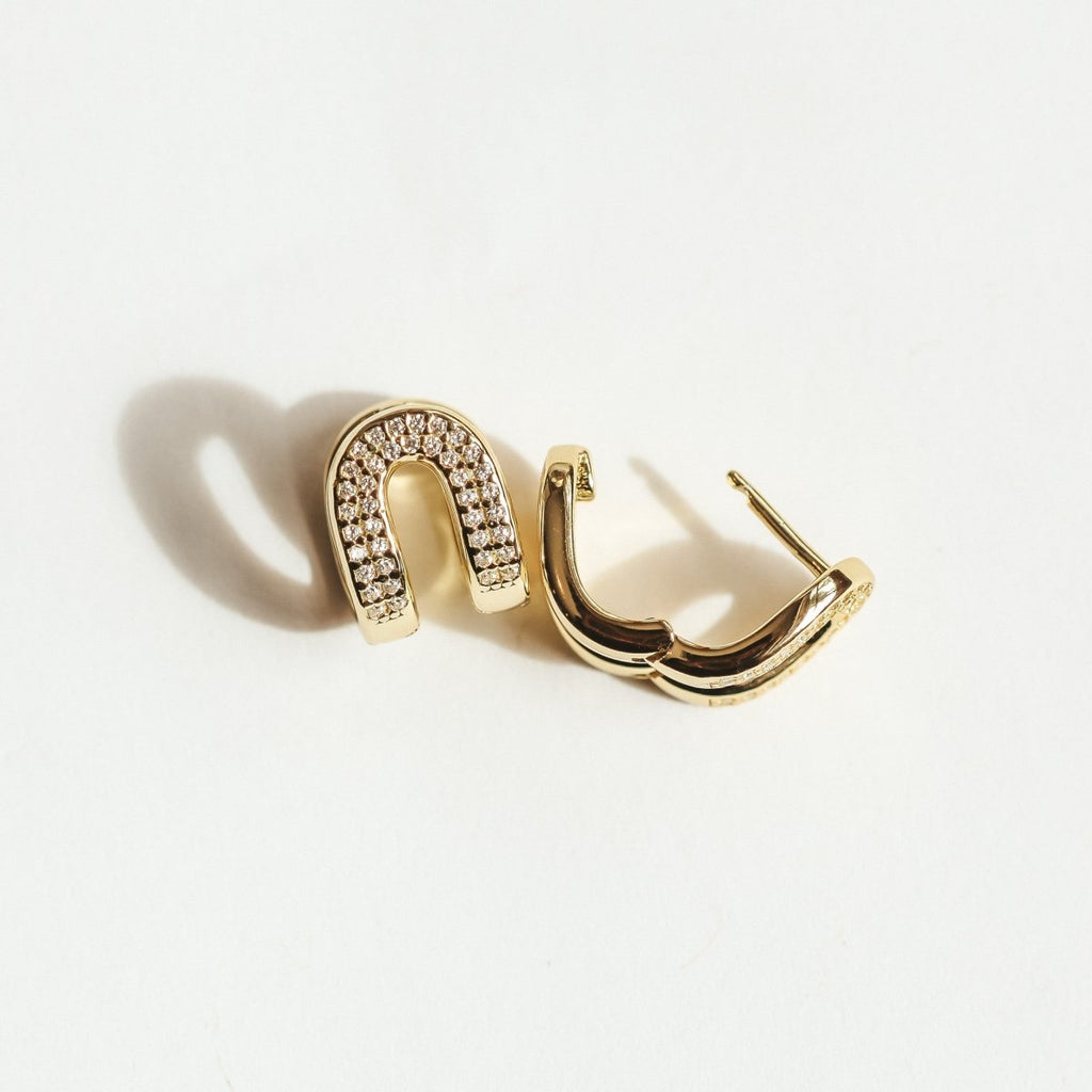 Arched Diamond Earrings - Willow & Luna