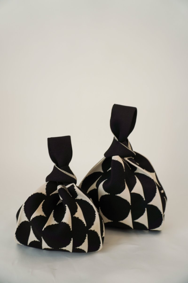 Black Portobello Handbag - Willow & Luna