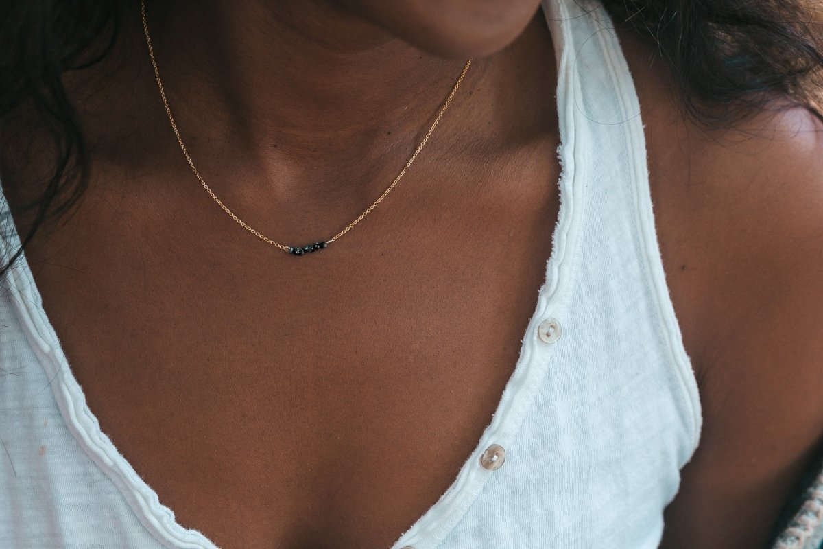 Black Rough Diamond Bar Necklace - Willow & Luna