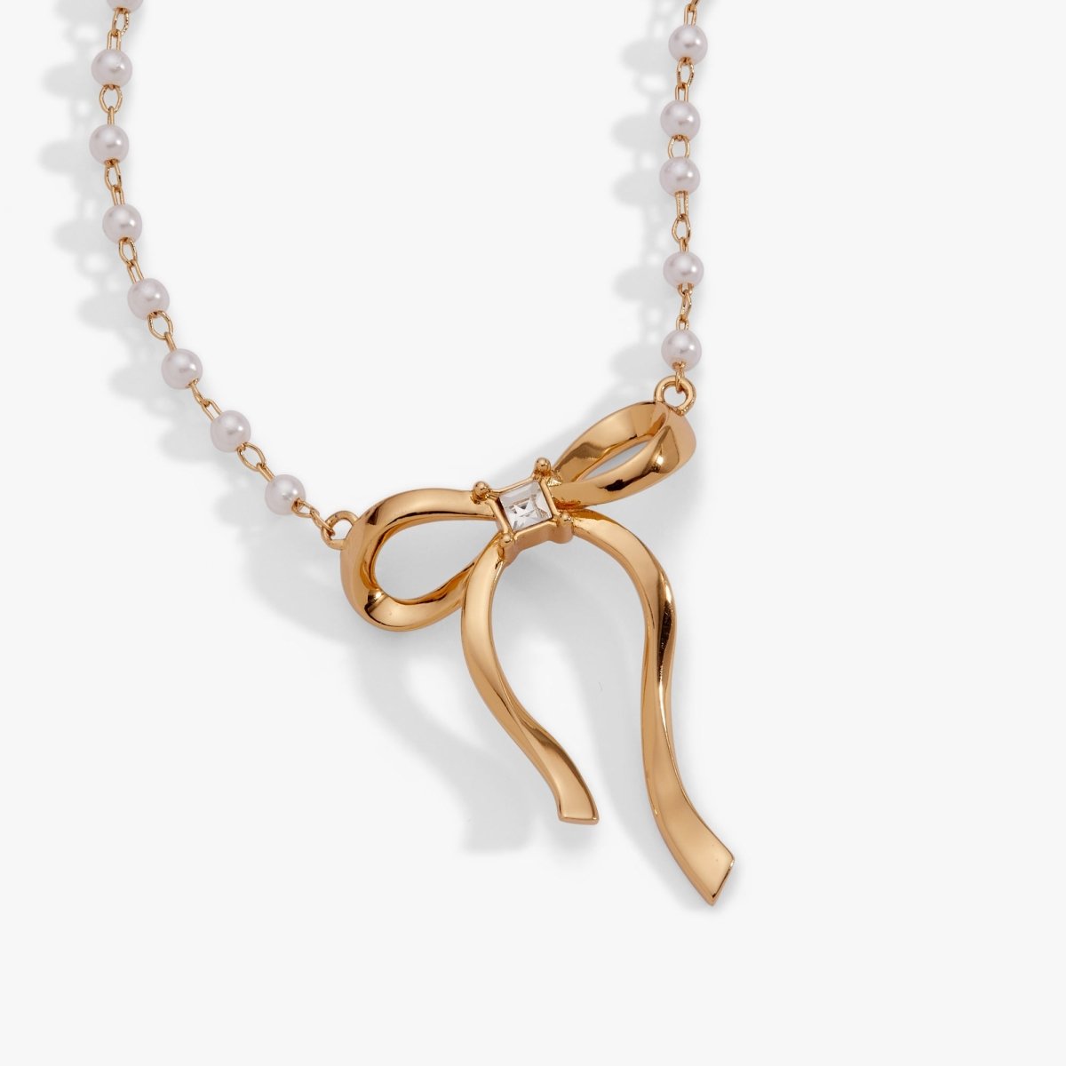 Bow Pearl Coquette Necklace - Willow & Luna