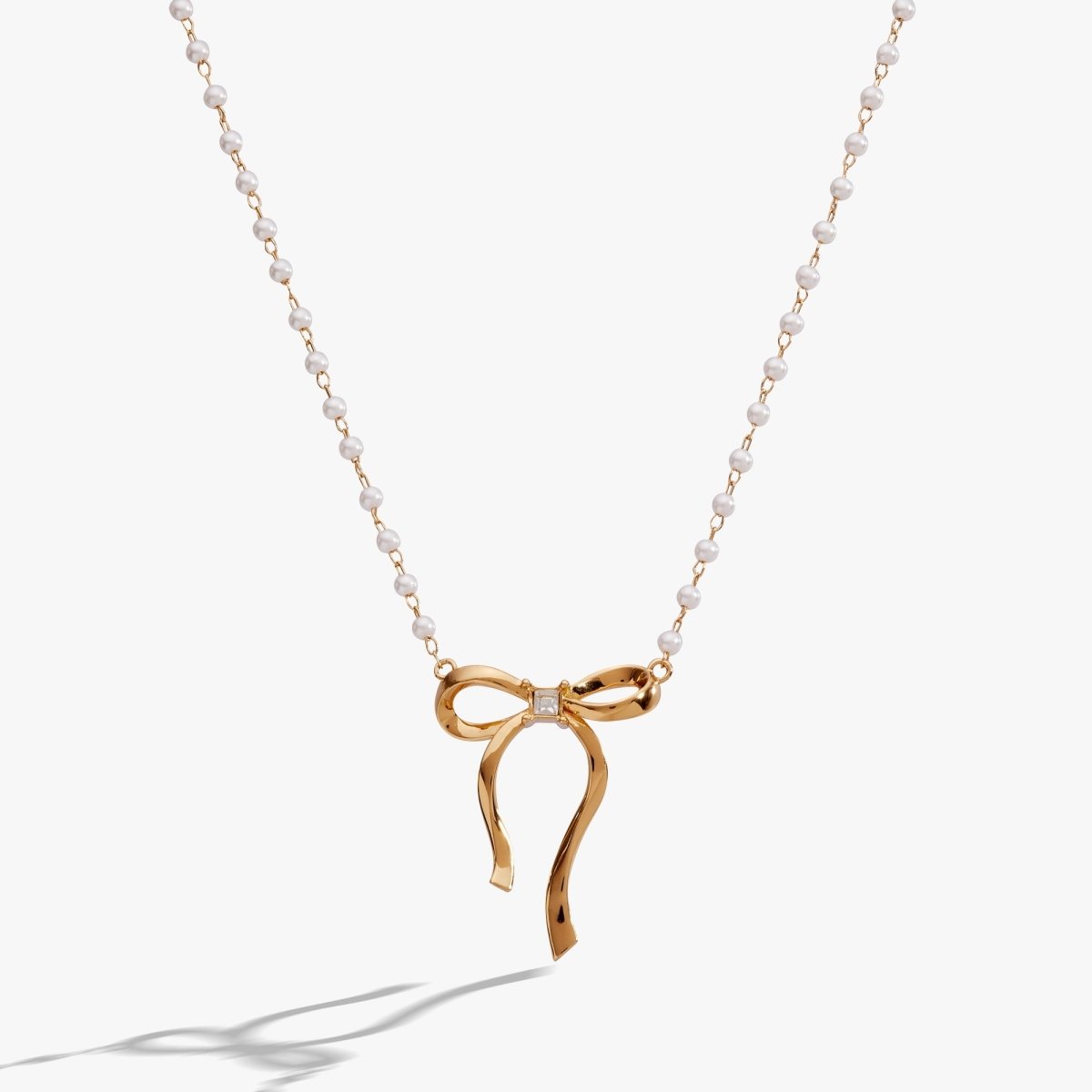Bow Pearl Coquette Necklace - Willow & Luna