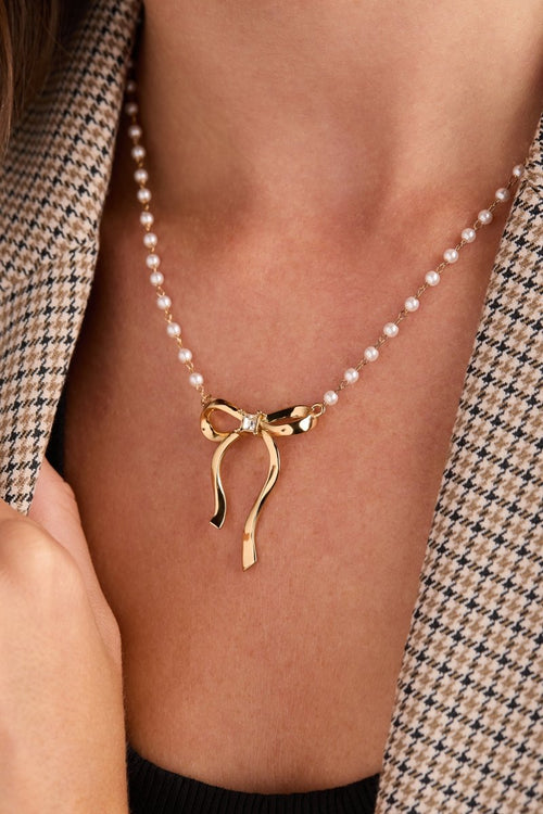 Bow Pearl Coquette Necklace - Willow & Luna