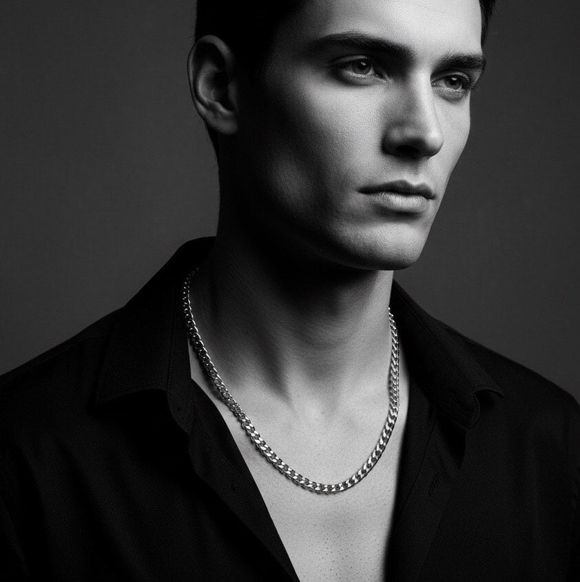 C014W B.Tiff 4mm Curb Link Chain Necklace - Willow & Luna