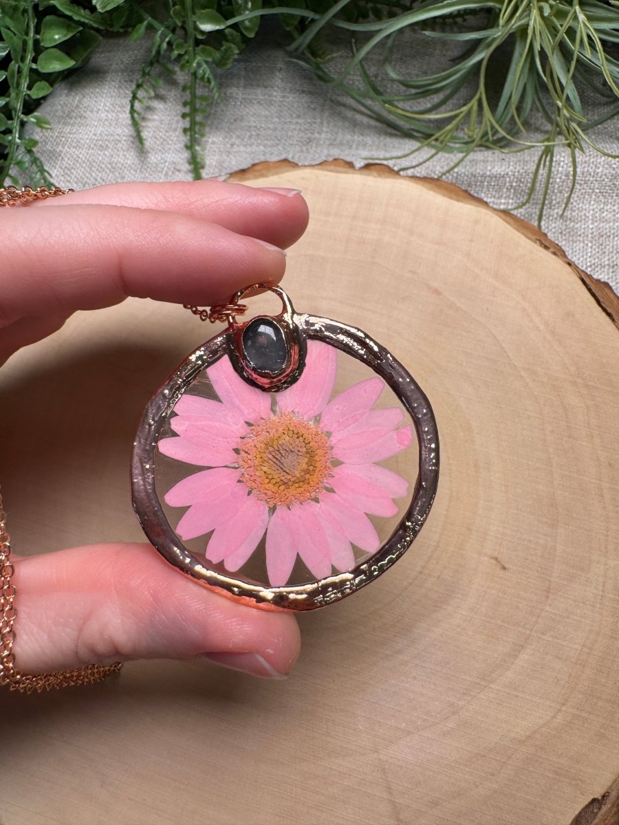 Camellisse- Rose Quartz and Flower Necklace