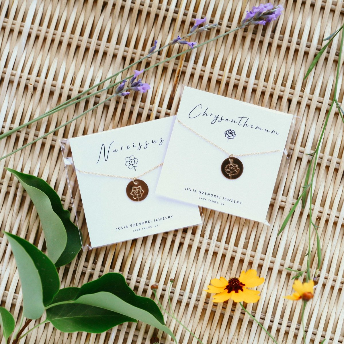 Chrysanthemum Birth Flower Necklace for November - Willow & Luna
