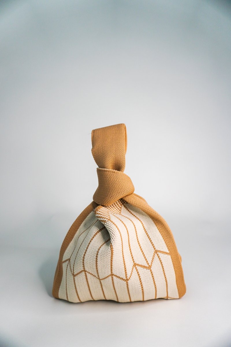 Corinthian Handbag - Willow & Luna