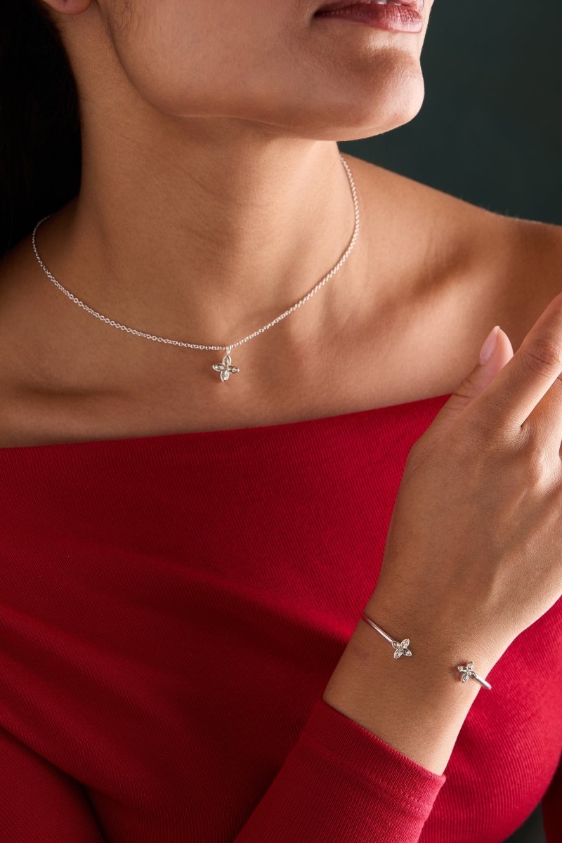Crystal Logo Star Flex Cuff - Willow & Luna