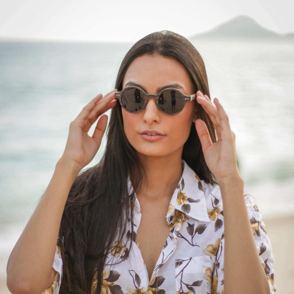 Flic - Unisex Wooden Sunglasses - Willow & Luna