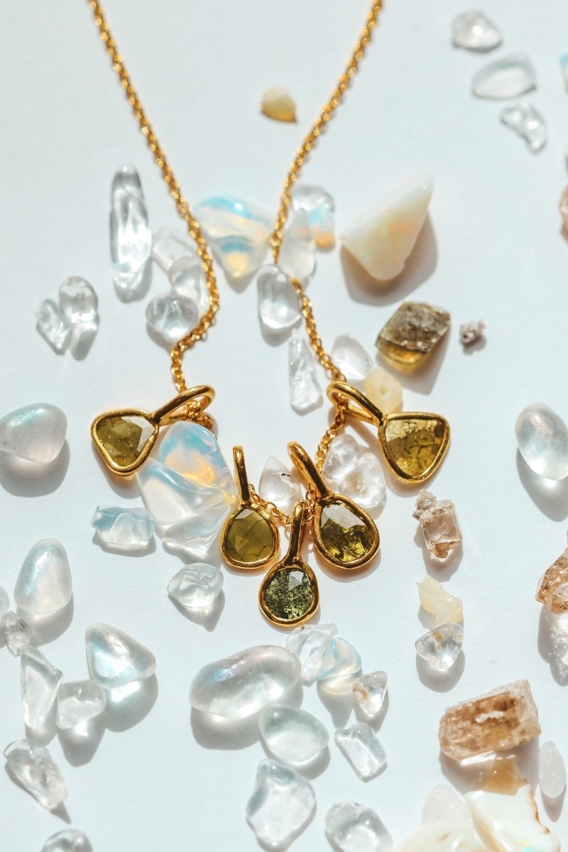 Green Rose Cut Diamond Necklace - Willow & Luna
