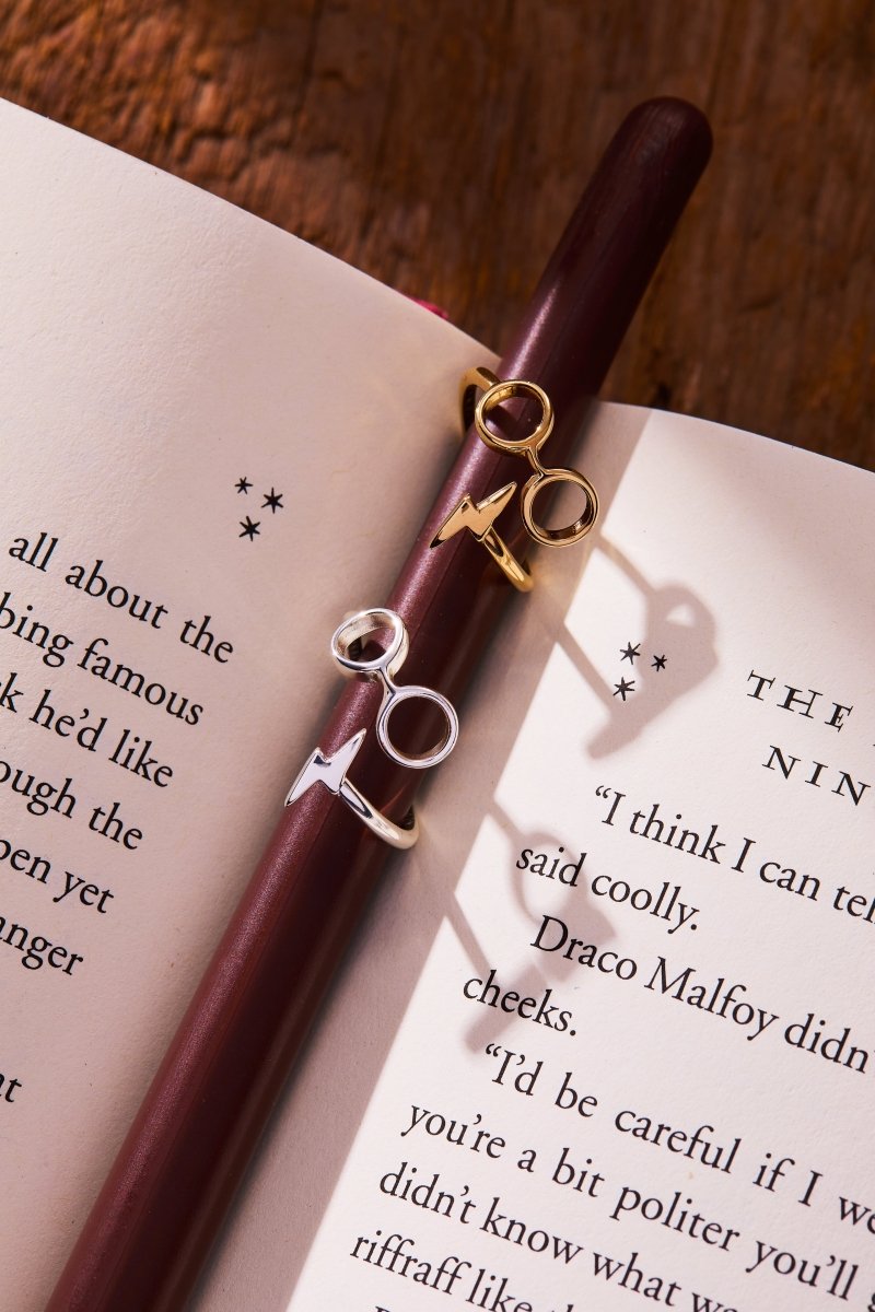 Harry Potter™ Glasses + Scar Ring Wrap - Willow & Luna