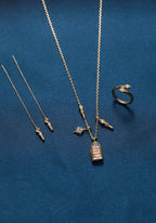 Harry Potter™ Hogwarts Great Hall Cluster Charm Necklace - Willow & Luna