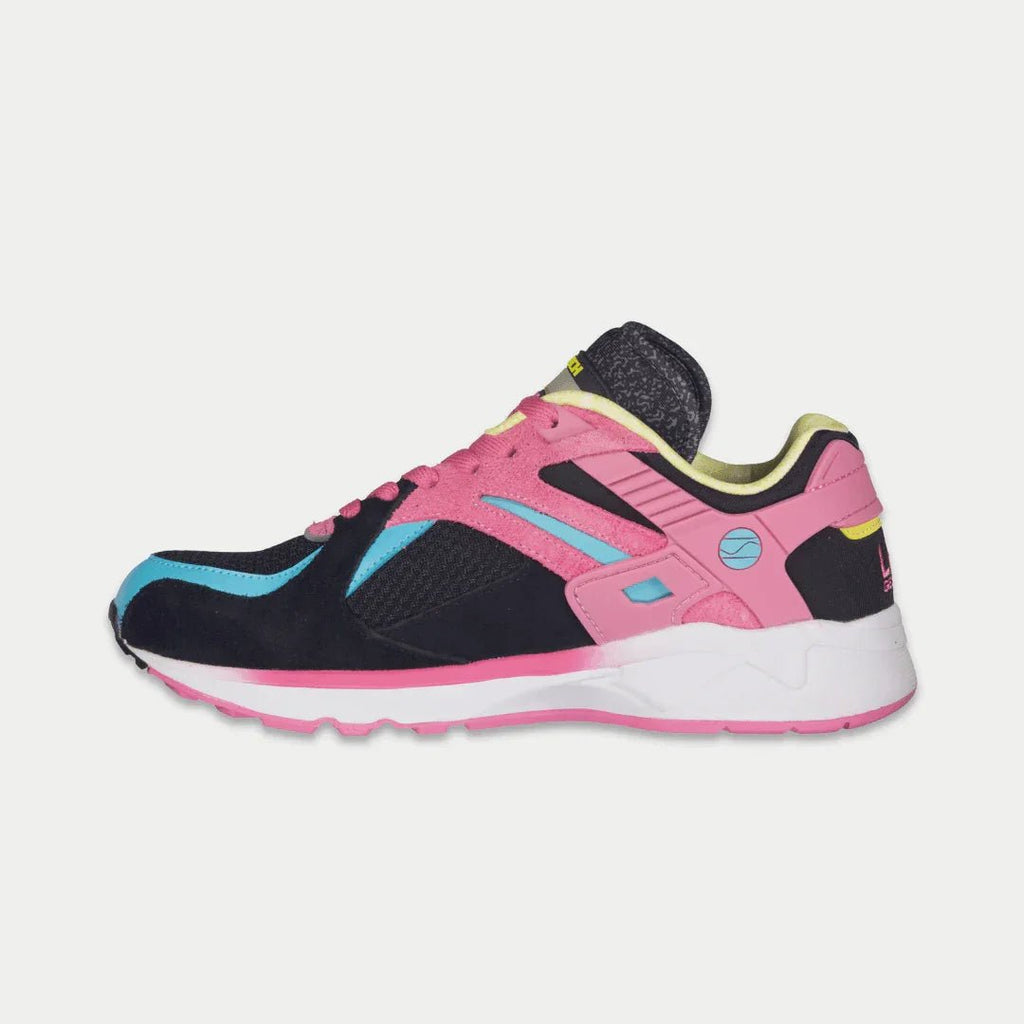 LA Gear Women's Catapult Light - Up Lowtop | Black x Pink - Willow & Luna
