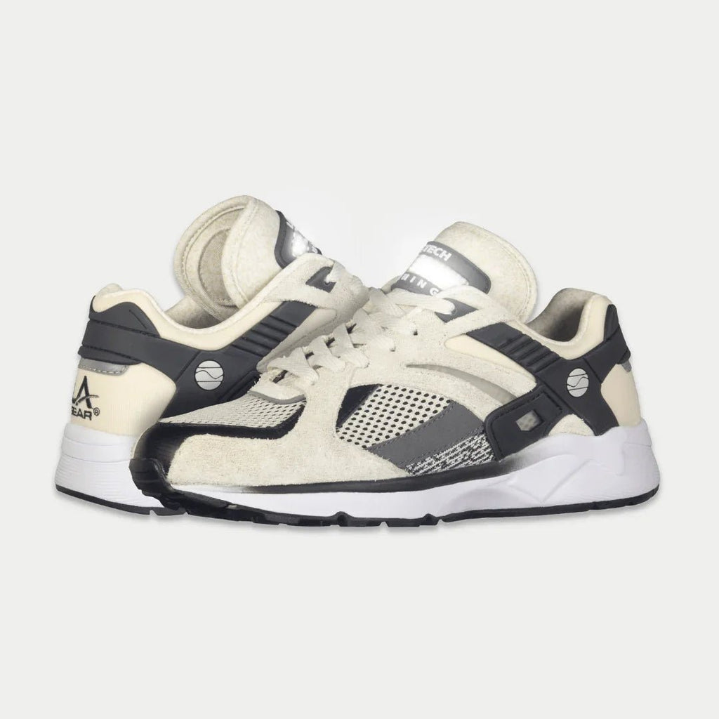 LA Gear Women's Catapult Light - up Lowtop | White x Black - Willow & Luna