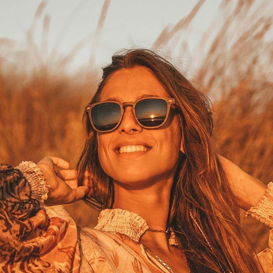 Lark - Unisex Wooden Sunglasses - Willow & Luna