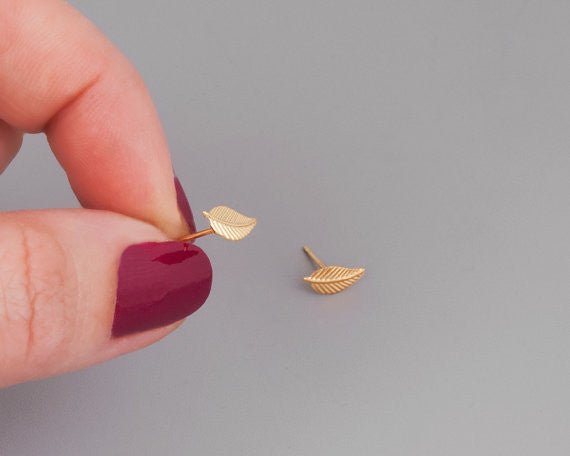 Leaf Stud Earrings - Willow & Luna