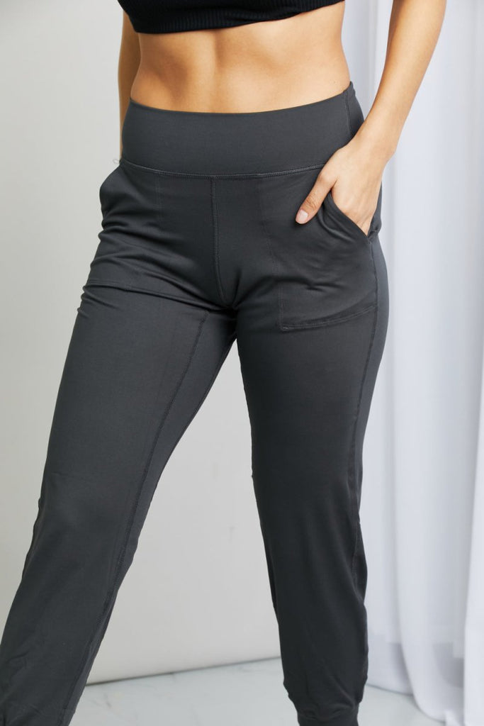 Leggings Depot Full Size Wide Waistband Cropped Joggers - Willow & Luna