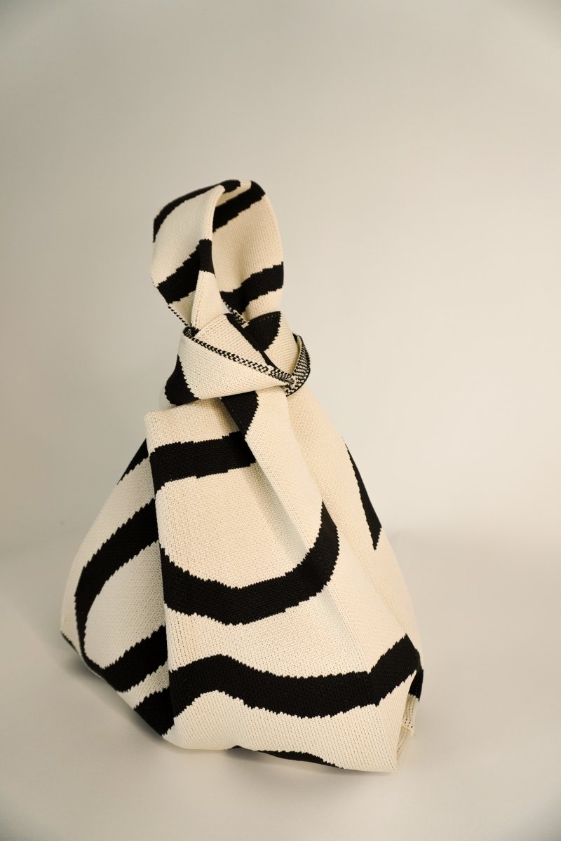 Meander Black Handbag - Willow & Luna