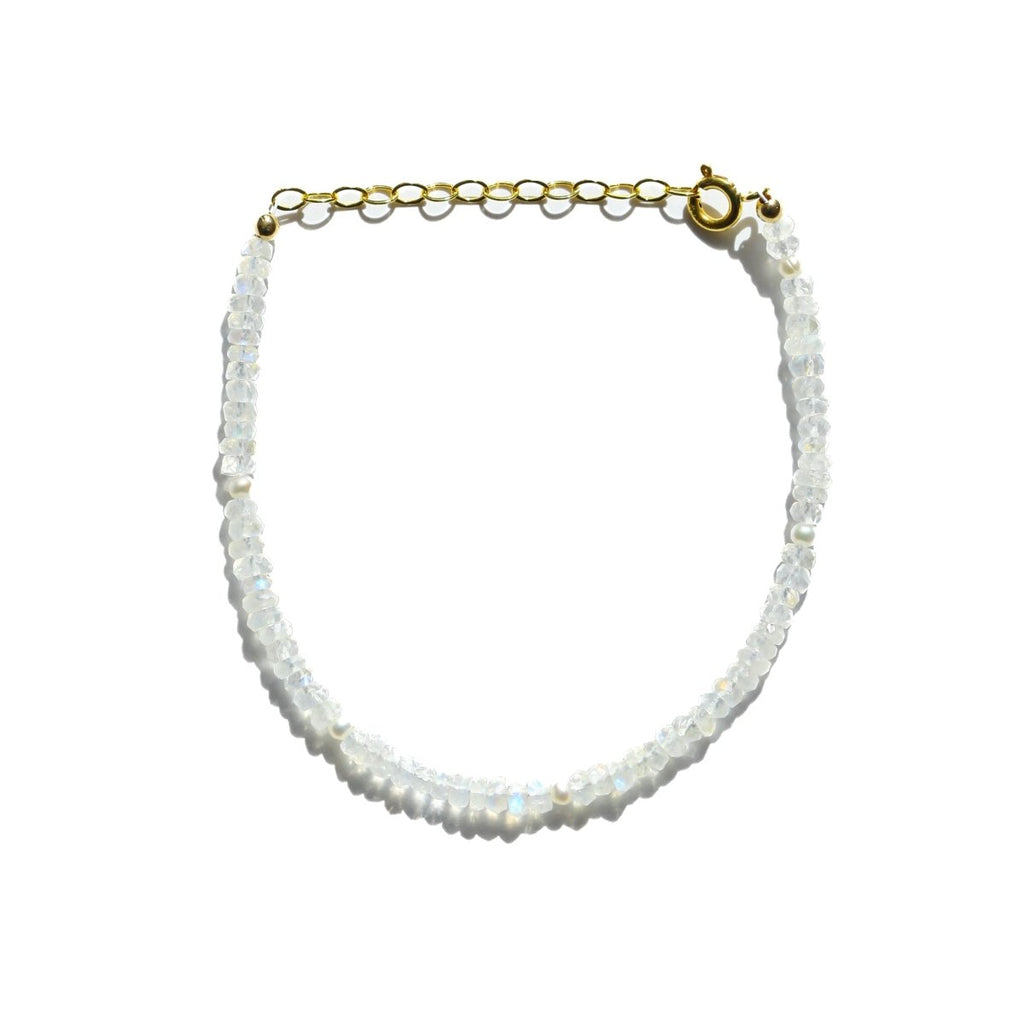 Moonstone and Pearl Beaded Bracelet - Willow & Luna