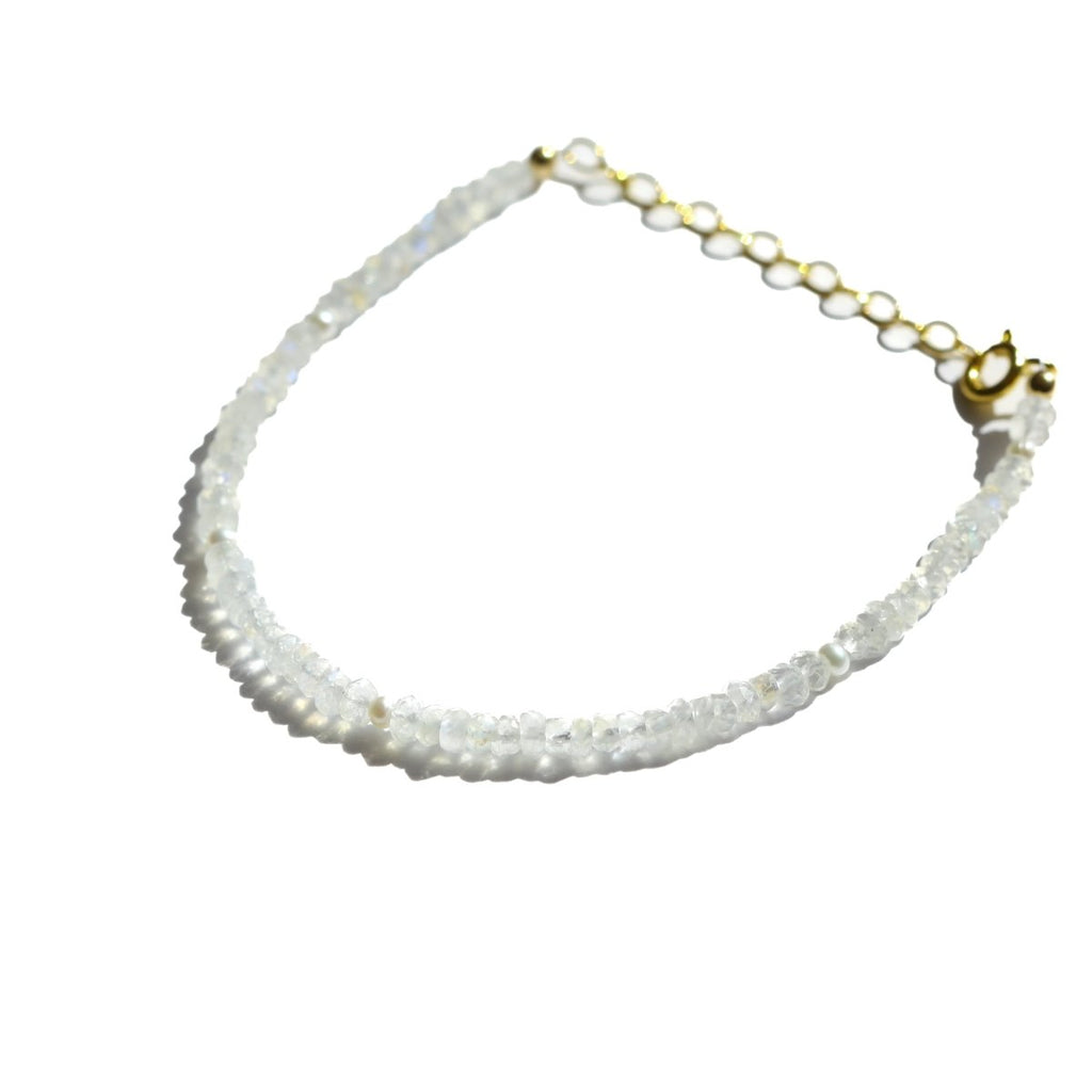 Moonstone and Pearl Beaded Bracelet - Willow & Luna