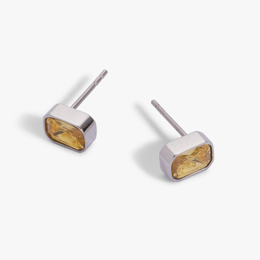 November Emerald - Cut Birthstone Stud Earrings - Willow & Luna