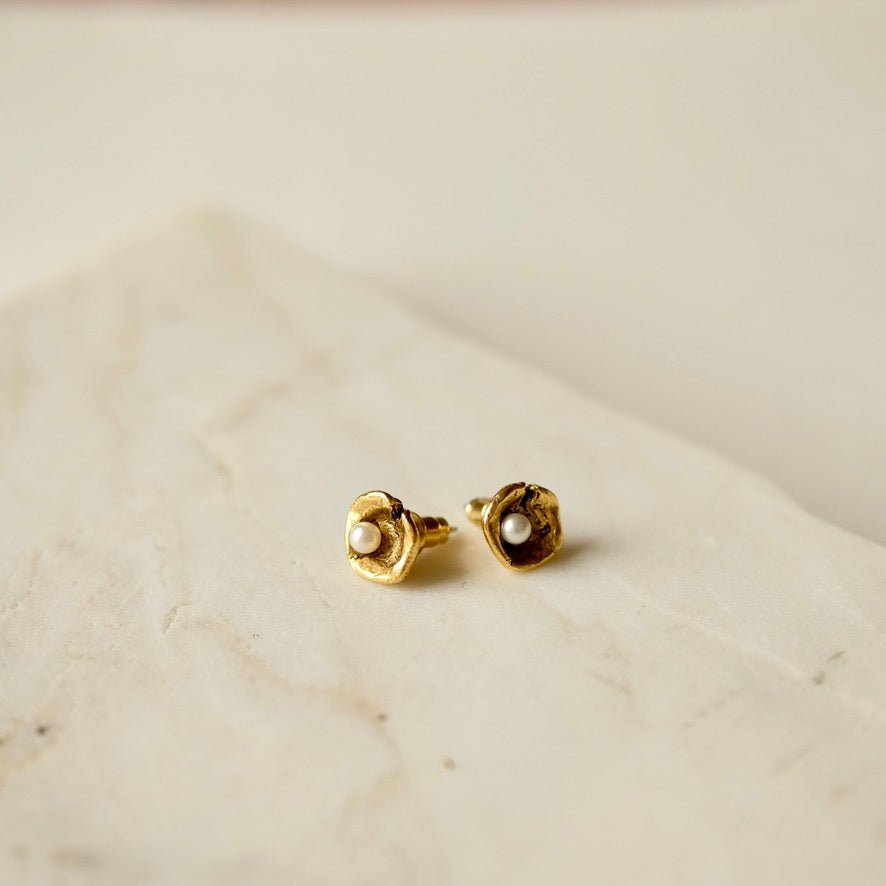 oyster studs - Willow & Luna