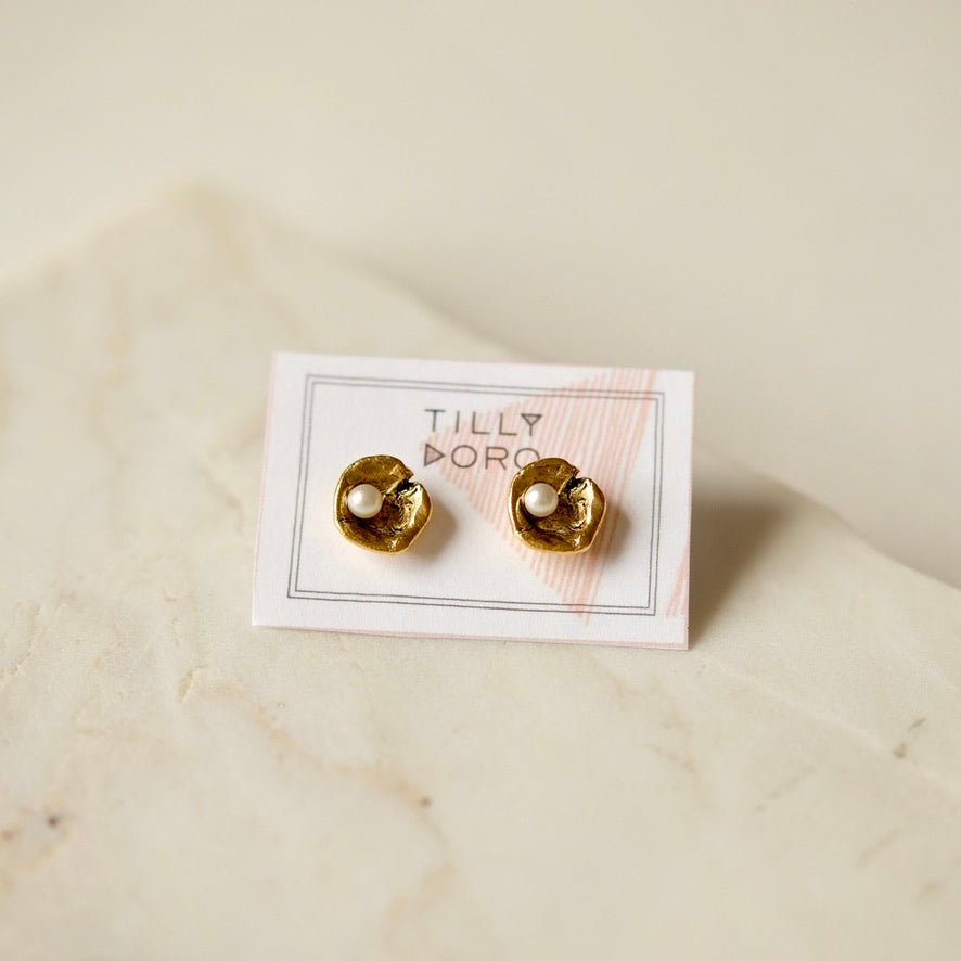 oyster studs - Willow & Luna