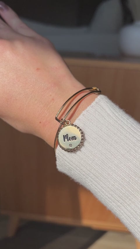 Mom 'Bonded By Love, Connected For Life' Charm Bangle