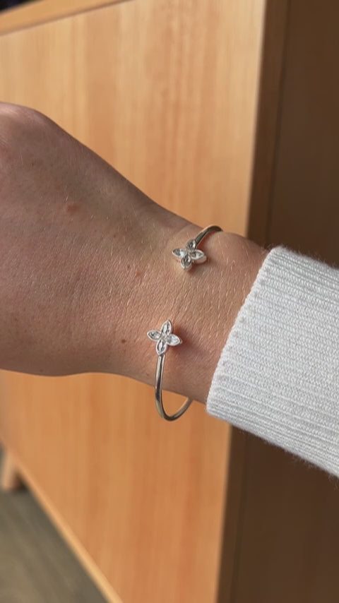 Crystal Logo Star Flex Cuff