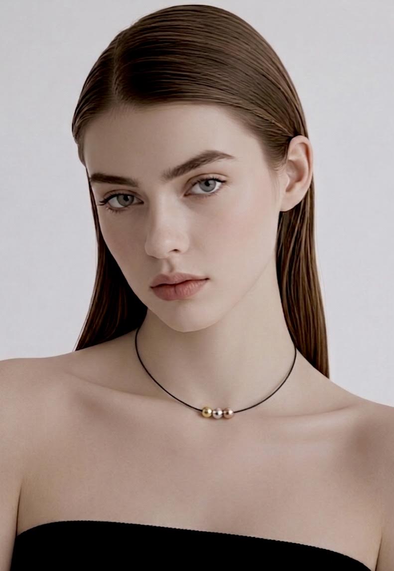 PT302B B.Tiff Triolette Pendant Necklace [Black Chain] - Willow & Luna