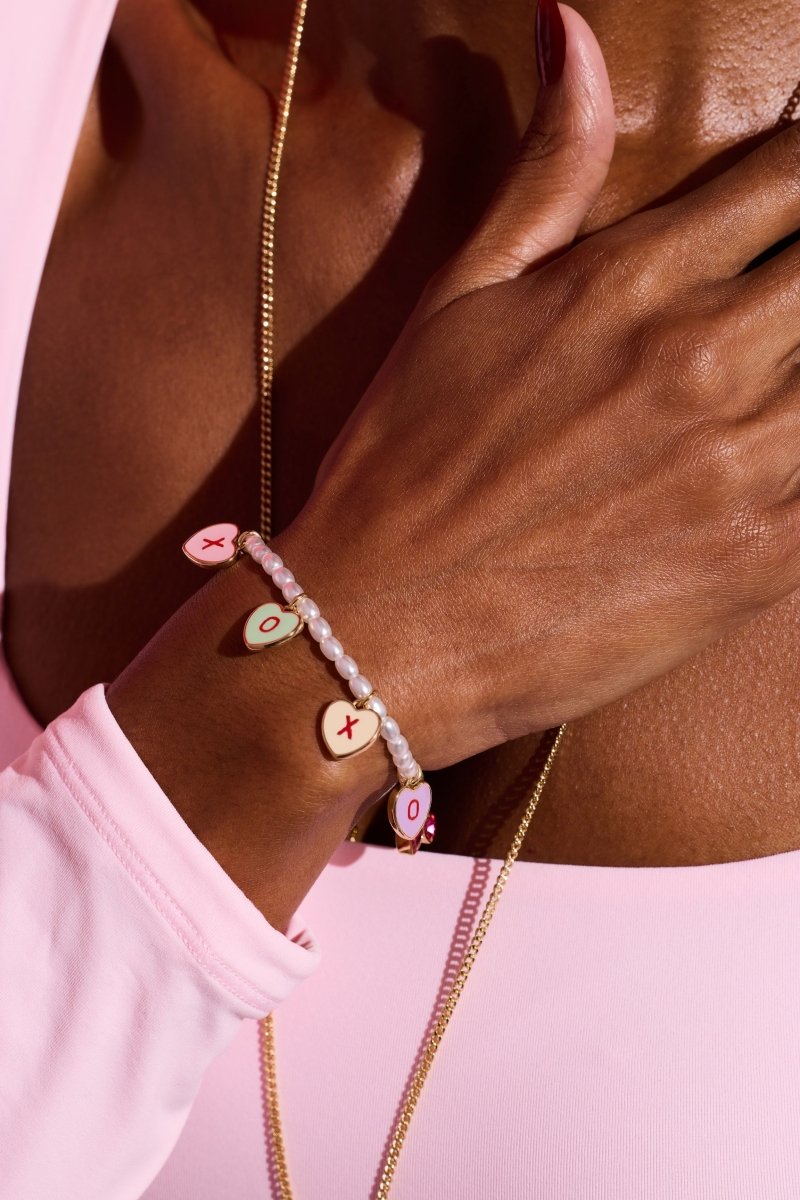 Sweethearts® ‘XOXO’ Heart Charm Beaded Pearl Bracelet - Willow & Luna