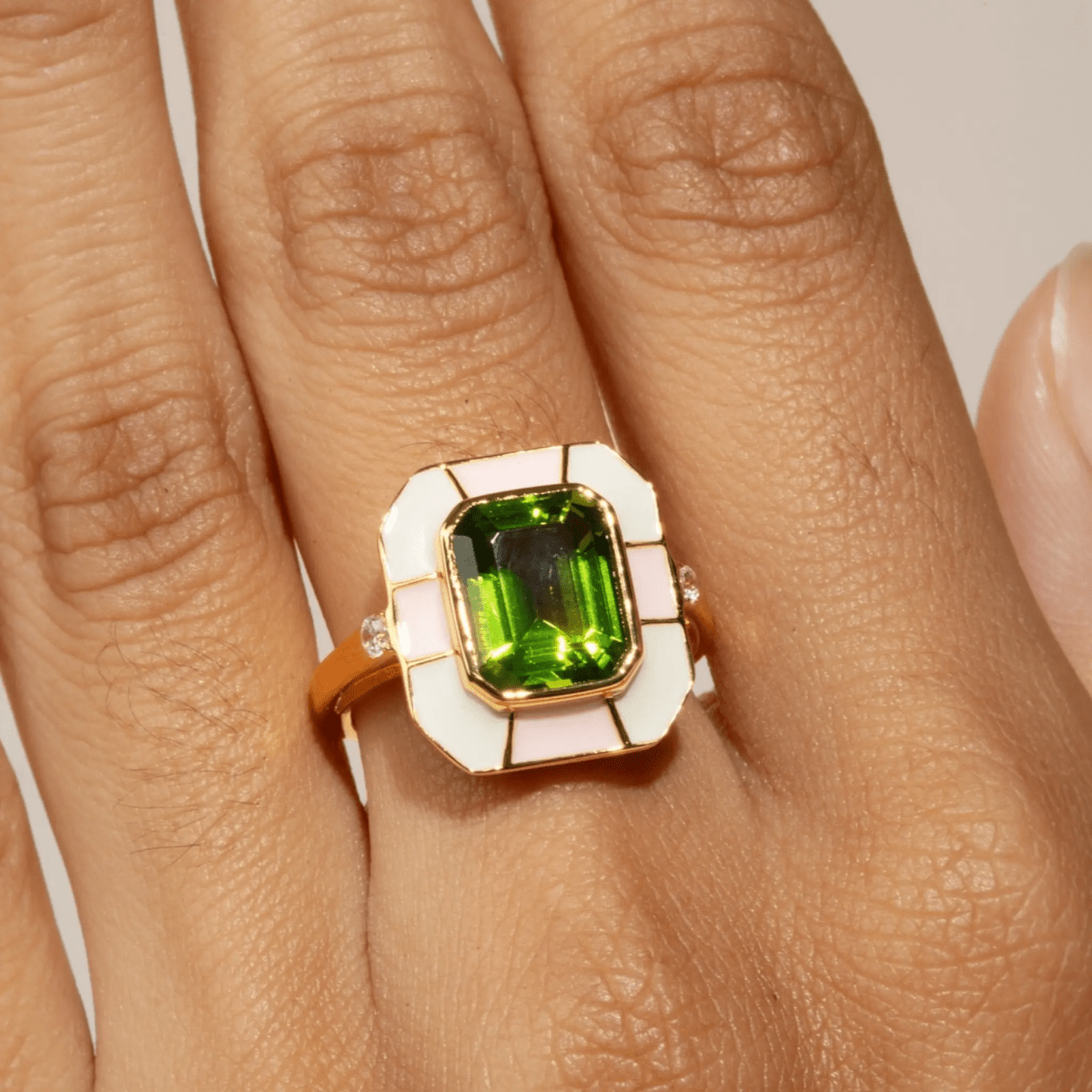 The Icon Statement Ring - Willow & Luna