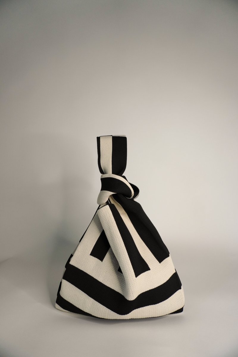 The Original² Black Handbag - Willow & Luna