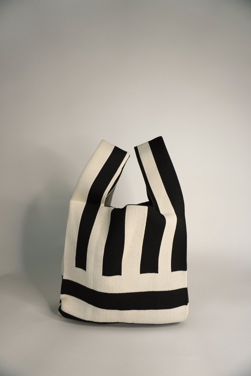 The Original² Black Handbag - Willow & Luna