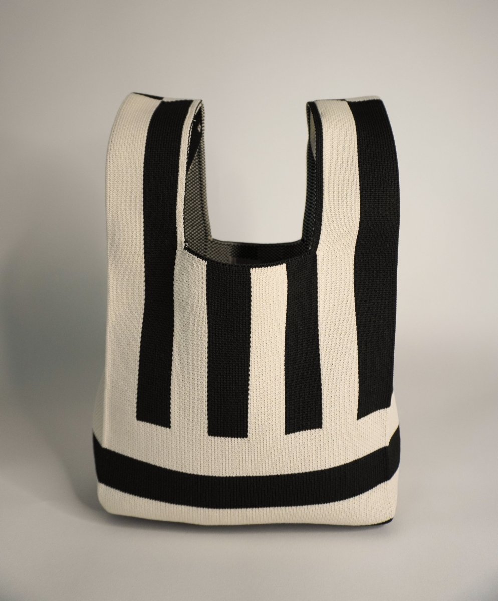 The Original² Black Handbag - Willow & Luna