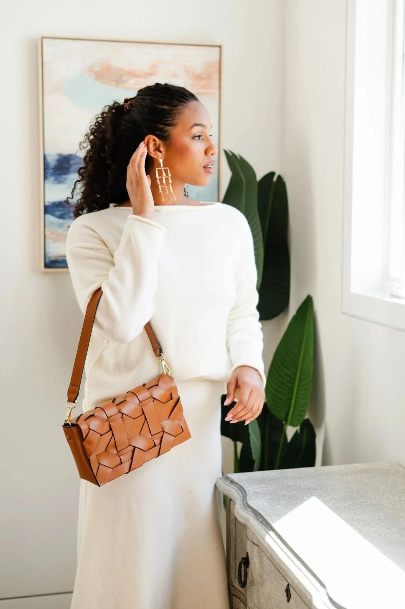 THE ZENOBIA WOVEN CLUTCH - Willow & Luna