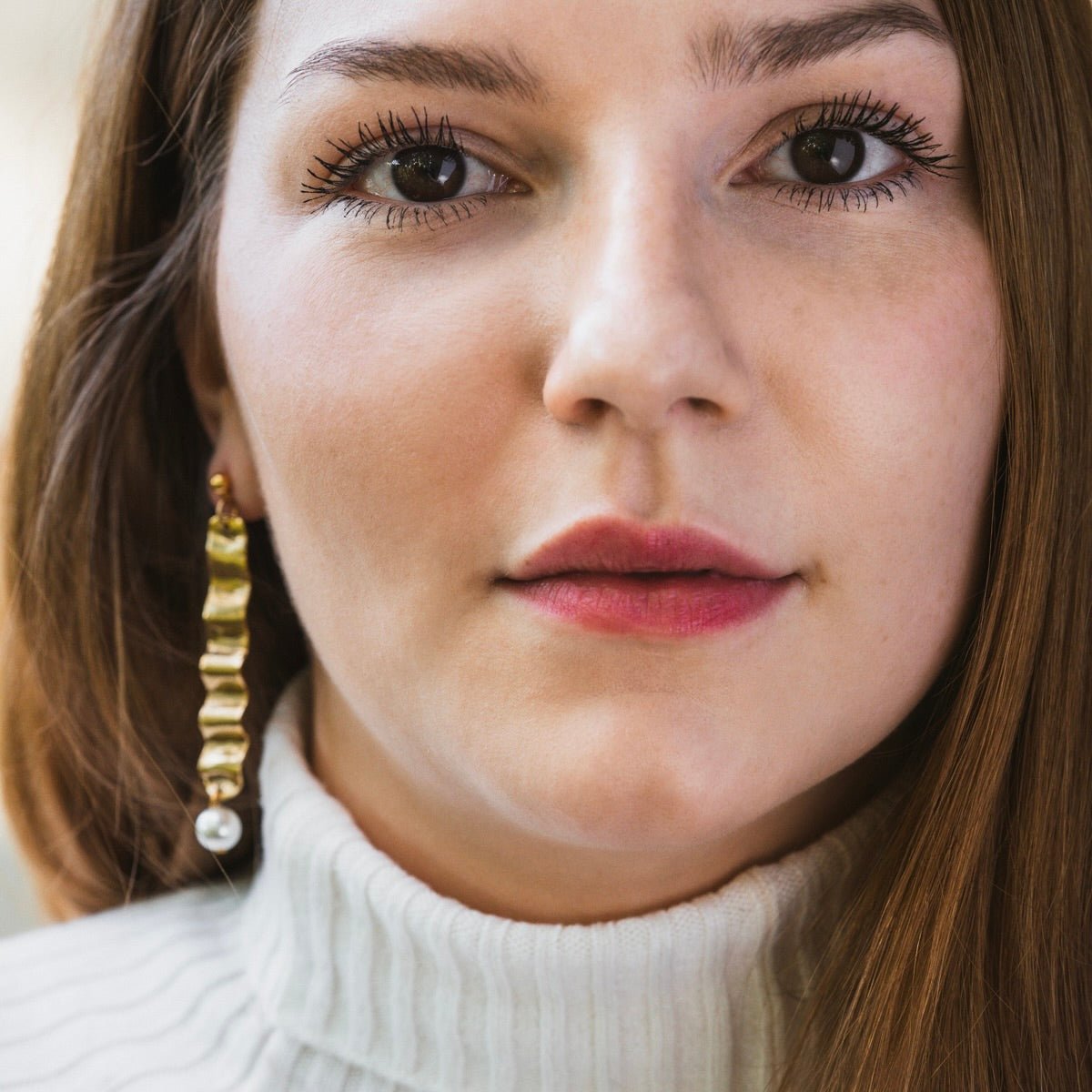 wave & pearl earrings - Willow & Luna